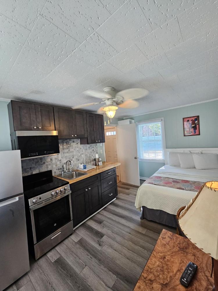 Standard Triple Room interior